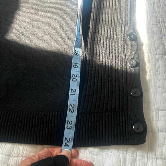 Ann Taylor Factory Black Crew Neck Sweater - Picture 8 of 9